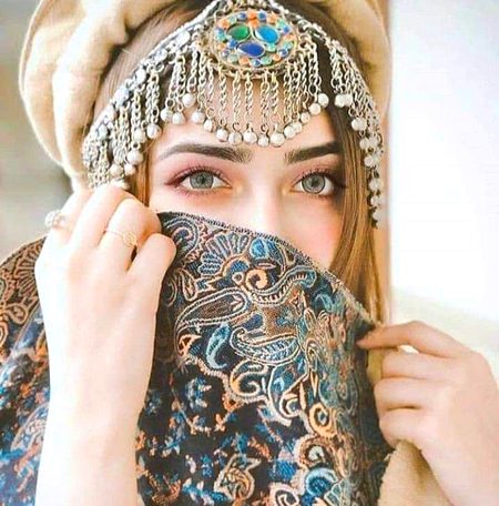 Beautiful People image