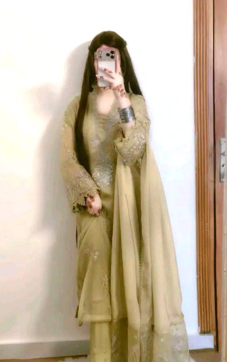 Beautiful People image