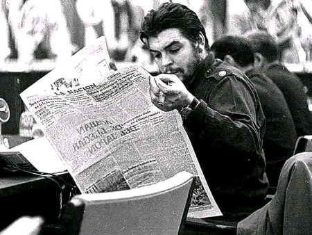 جس چیز کو کھونے کا تمہیں ڈر ہے، اسے خود کھو دو تا کہ تم ڈرنا ہی چھوڑ دو۔
چے گویرا کی ڈائری 📖🖋️🖋️🖋️