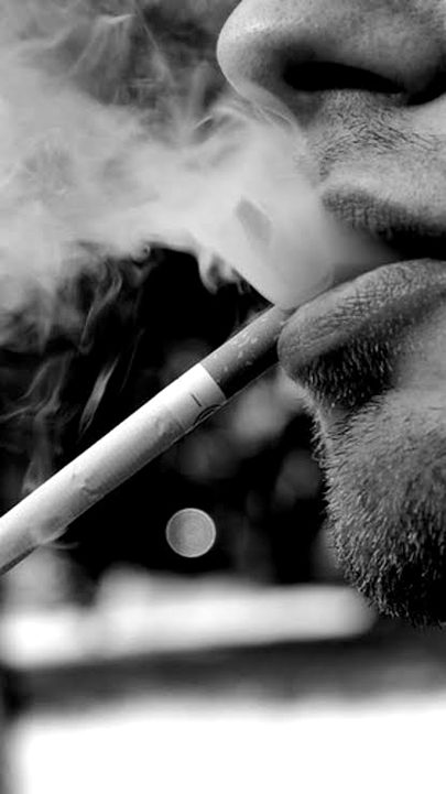 Feeling Right now 😌 
With 🚬