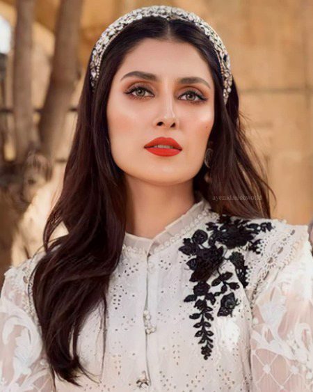 Pakistani Celebs image