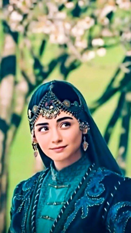 Turkish Celebs image