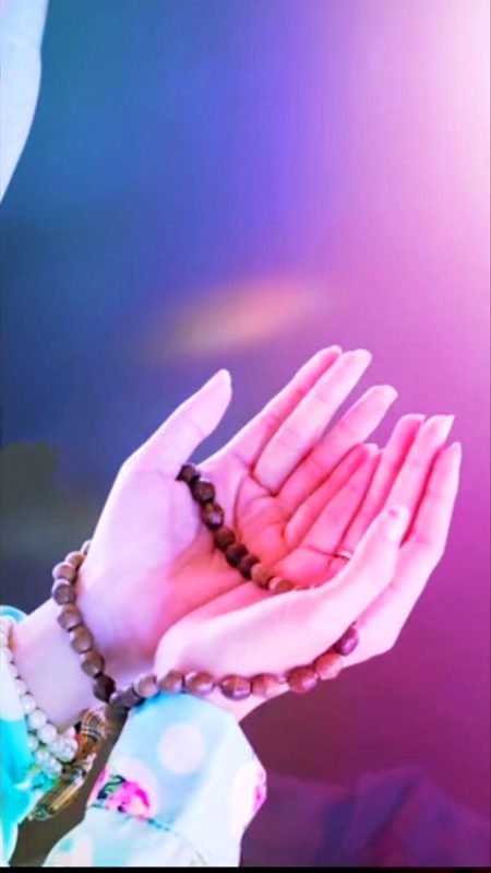شبِ برات مبارک ۔۔۔🕋
یا اللّٰہ آج کی رات تیری بارگاہ میں جس جس کے بھی ہاتھ اُٹھے ان سب کی دعاؤں ،نیک تمناؤں کو قبول فرمانا 🤲🏻🤲
