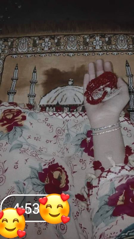 🌺﷽𝑱𝑼𝑴𝑴𝑨 𝑴𝑼𝑩𝑨𝑹𝑨𝑲﷽🌺 
_جمعہ مبارک ❤️🌸
سجدہ کرتے وقت یہ سوچا کرو کہ
تم سے بڑا گنہگار اور اللہ سے بڑا
مہربان کوئی نہیں ھے*. ❤
❤یقین ایسا ہو کہ سامنے سمندر ہو
 اور تم کہو کہ میرا رب راستہ بنائے گا❤.
Dua mein yad rakhna my All friends