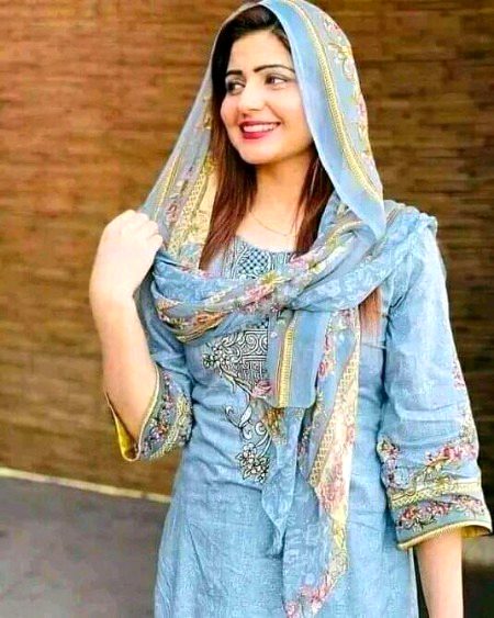 Beautiful People image