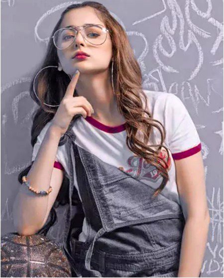 Pakistani Celebs image