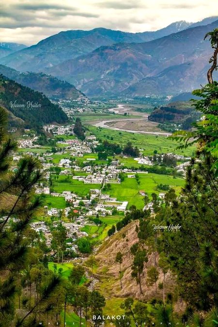 بالاکوٹ شہر ، ضلع مانسہرہ۔۔🌲🌿
Fabulous Balakot city, Mansehra 
🇵🇰🇵🇰🇵🇰🇵🇰