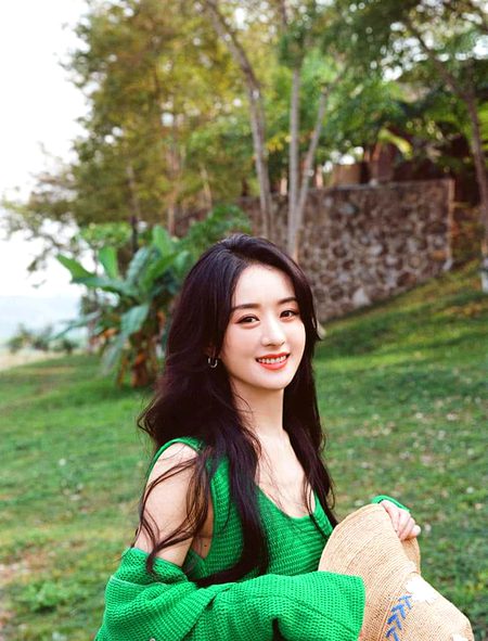 Beautiful People image