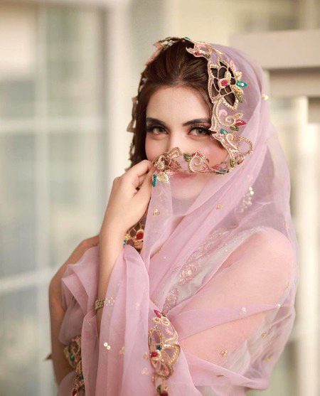 Beautiful People image