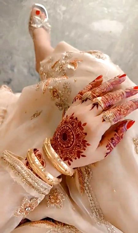 Mehndi Design image