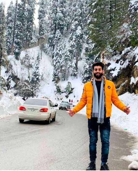 تیرے بغیر اس موسم میں وہ مزہ کہا  
❣️
کانٹوں کی طرح چبھتی ہیں، بارش کی بوندیں