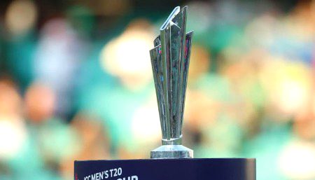 پاکستان ٹیم ٹی ٹوئنٹی ورلڈکپ سے قبل 6 میچز کھیلے گی۔ جنوری میں 3 میچز سری لنکا میں جبکہ 3 ہوم گراؤنڈ پر آسٹریلیا کے ساتھ ہوں گے