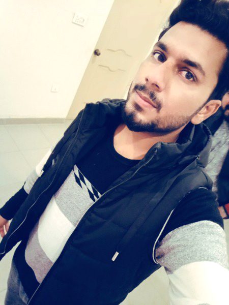 مسکرانا کون سا __مشکل کام ہے😍
 "بس تمہیں ___سوچنا ہی تو پڑتا ہے💏💋