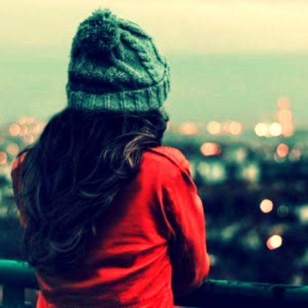 Tum Muhbt Ki bat krty ho Ary ab to Kesi se Dostii krne me bhi Dar lgta he