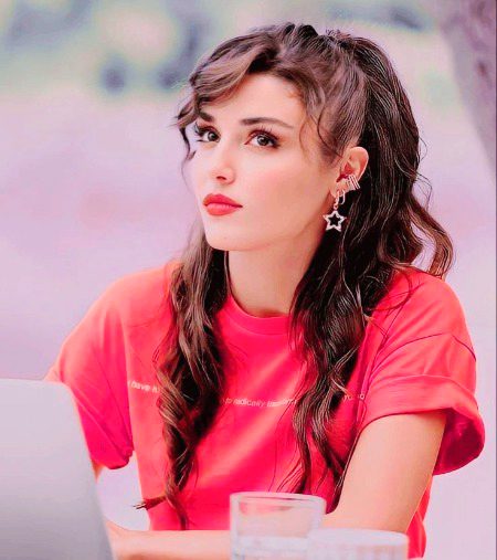 Turkish Celebs image