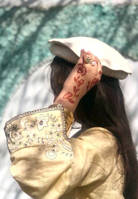 گر عشق سے ہو ملا۔۔۔۔❤️
پھر درد سے کیا گِلا۔۔۔۔😌 
اس درد میں زندگی ۔۔۔۔🔥
خوش حال ہے۔۔۔۔😍