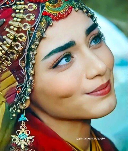 Turkish Celebs image