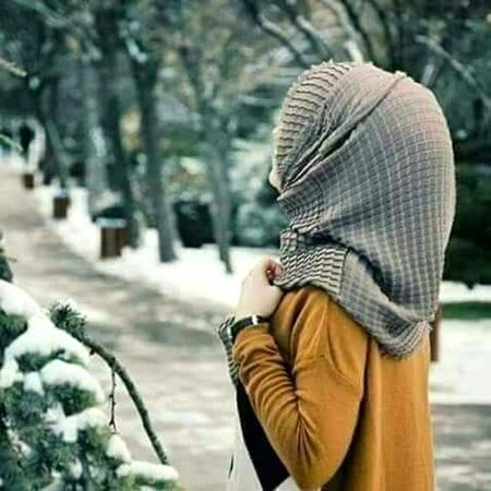 کھلتے ہوئے گلاب اچھے لگتے ہیں, ❤💯🥀
شہزادیوں کے چہروں پر حجاب اچھے لگتے ہیں 😍❤💯