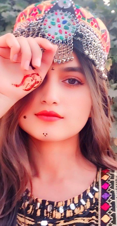 Beautiful People image