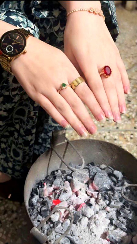 Beautiful People image