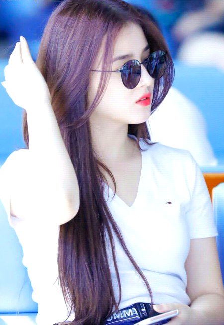 Beautiful People image