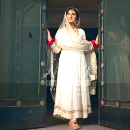 میں تمہاری مثال تو دے دوں مگر_!!
ظلم یہ ہے کہ بے مثال ہو تم_۔۔
🥀🦋