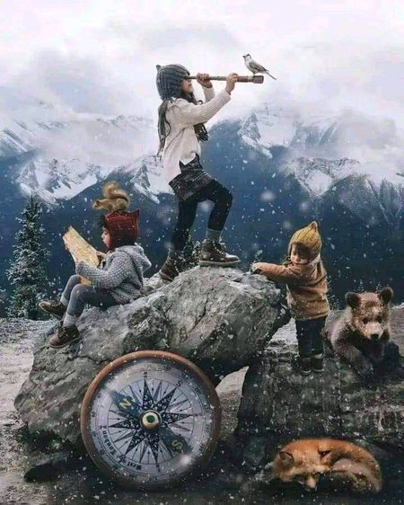 گلاب لمحوں کے مخمل پہ کھیلتے بچپن..
پلٹ کر آ میں تجھ سے شرارتیں مانگوں.
🖤🦋🌝