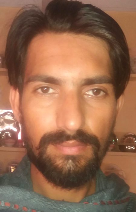 Teri  tijori  ka sona  nahi  dil  hai  humara khelona  nahi