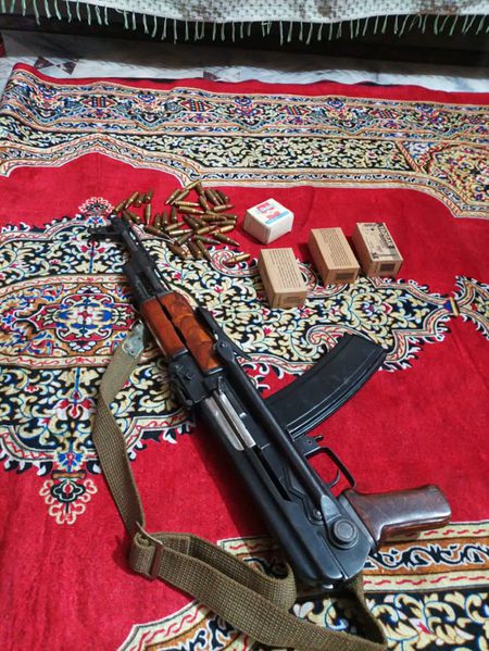 Mjy gf se zaida is py yaqeen hy sach me Ak47