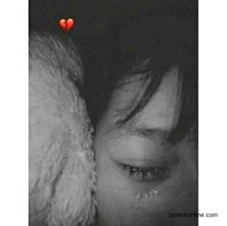 اور پھر ہم روحوں کے درد کو دوائیوں سے ختم کرتے کرتے خود ختم ہو جاتے ہیں 💔🥀
