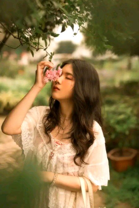 Beautiful People image