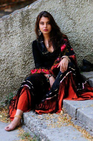 Beautiful People image