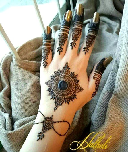 Mehndi Design image
