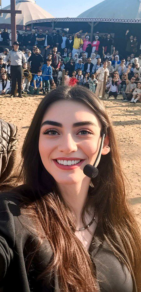 Turkish Celebs image