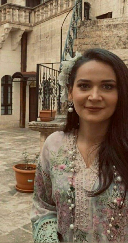 Turkish Celebs image