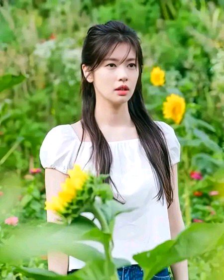 Beautiful People image