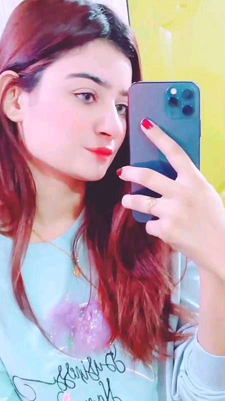اتــنی بـری بھـی نہیـں تھی جتنا زمانے نے
مجھے بنا دیا یے🙄 اب اگر بنا ہی دیا
ہے تو بن کر دکھانا تو بنتا ہے 👑🔥😏