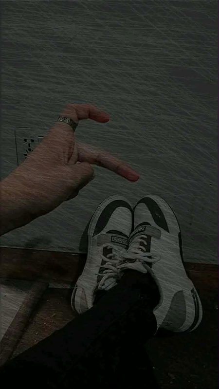 ᴴᵃᵐᶻᵃ
*آج اچانک سے اپنی ہی یاد گئی ❤️🩹🥺*
*کیا کمال کا انسان ہوا کرتا تھا میں 💔🥲*