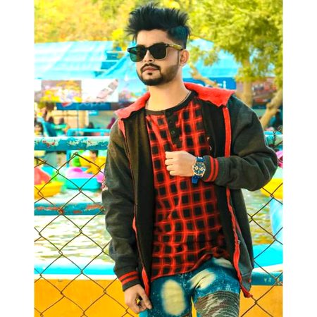 Beautiful People image