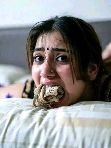 Koe h jis k sath esy khel sakon