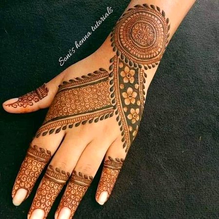 Mehndi Design image