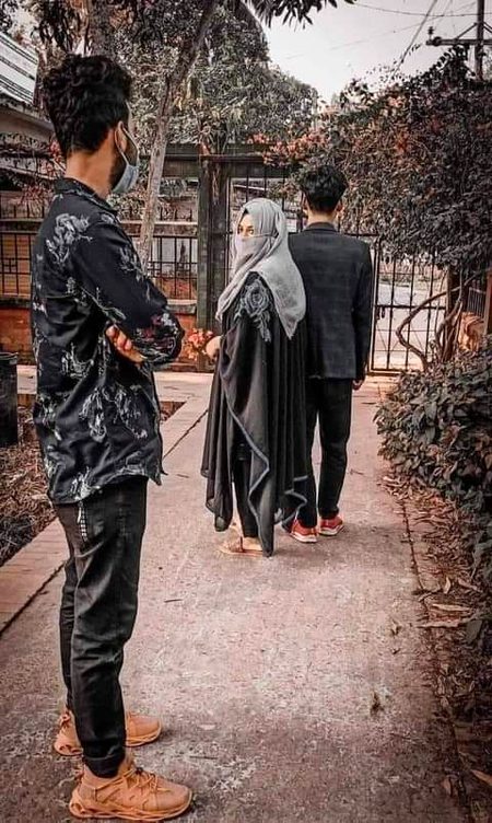 شاعری کا زوق رکھنے والوں🥺 
اس pic پر شاعری کرو🙏 
جس کی شاعری پر زیادہ likes آۓ 
وہ winner ہوگا...
Let's... Start👇 🥺