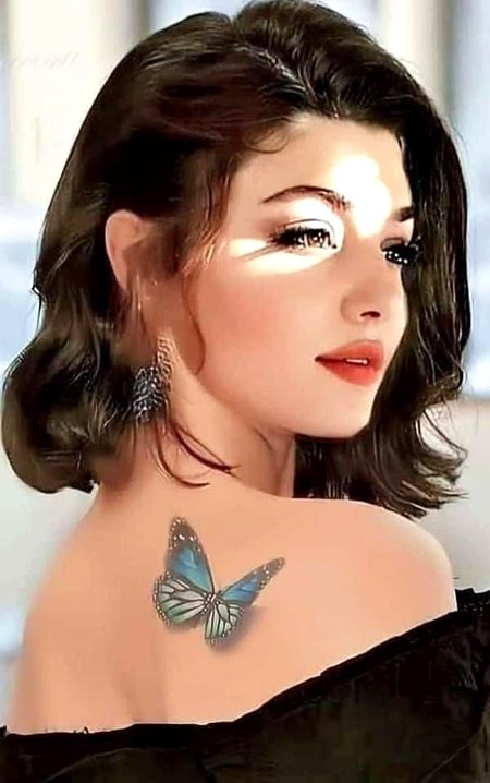 آج کی رات میرا
درد محبت سن لے
آج کی رات میرا
درد محبت سن لے
کپکپاتے ہوئے، ہونٹوں کی
شکایت سن لے
آج اظہار خیالات کا موقع دے دے