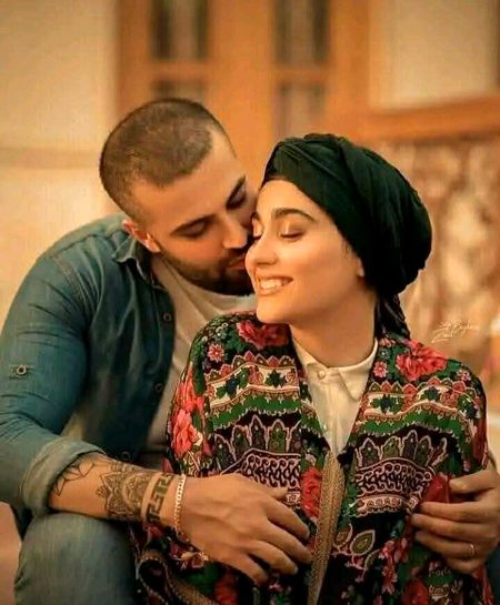 وہ اک لمحہ..
جو صدیوں کی تھکن کو مات دے جائے۔💔Unzii🥀