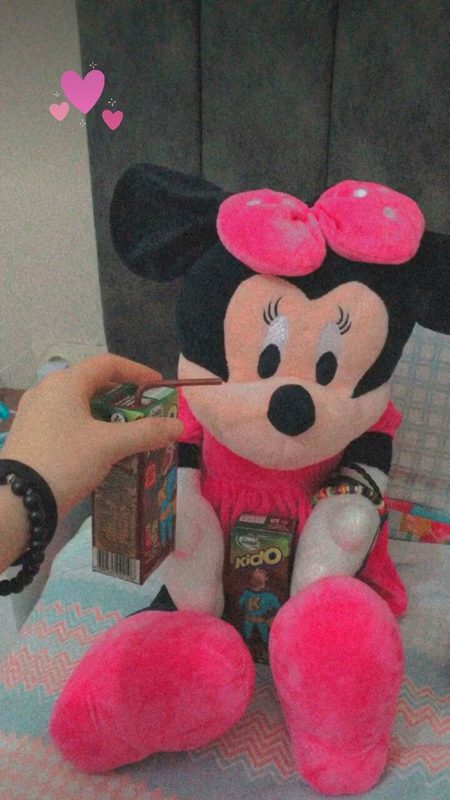 Real beauty is to be true to oneself. That's what makes me feel good🙃