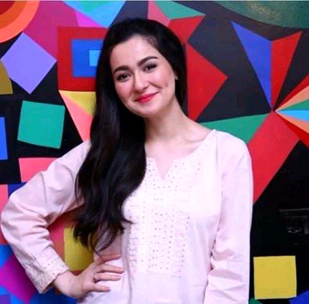 Hania amir dimple Queen😊😍