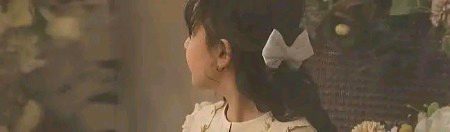 پریشان سوچیں دل کی خوشی کو مار دیتی ہیں۔"🤍💫