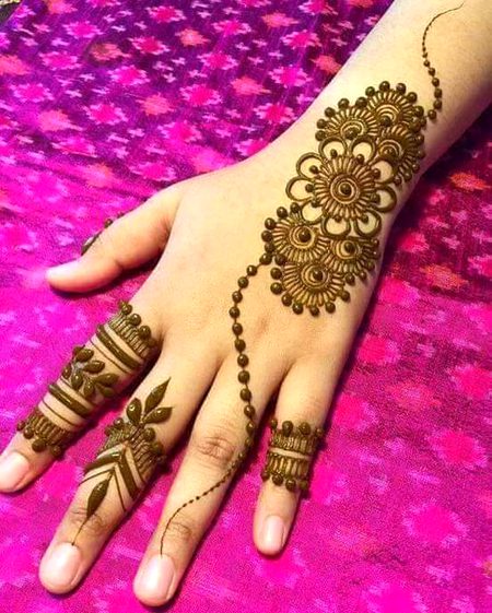 Mehndi Design image