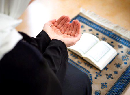 Ya ALLAH Pak Mrii pareshani dor farma