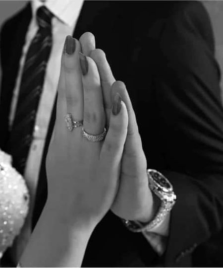 کھو گئے تو پچھتاؤ گے بہت
مجھے تو لوٹ آنے کی عادت بھی نہیں🙂🥀💔
